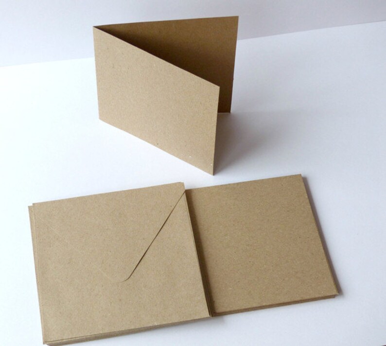 10 quadratische Klappkarten und Umschläge Set Recyclingpapier Kraftpapier Bild 1