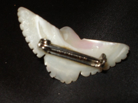 MOTHER of PEARL Peace Dove Pin from BETHLEHEM - image 2
