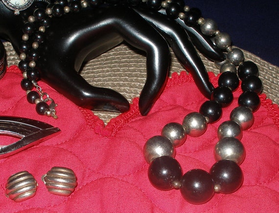Vintage BLACK and SILVER ESTATE Jewelry - image 3