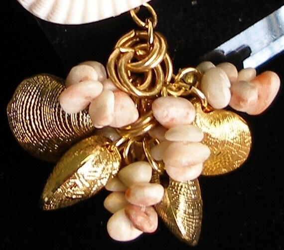 Exquisite GOLDEN SHELL RUNWAY Bracelet and Earrin… - image 5