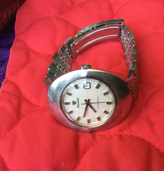 Vintage NIVADA ULTRAMATIC WATCH View 4