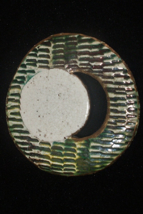 ECLIPSE CERAMIC PIN Handcrafted - image 2