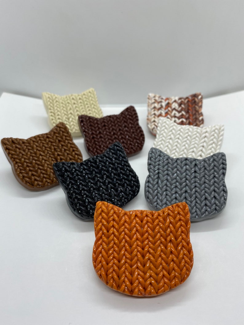 Knitty Kitty Polymer Clay Pin Handmade Clay Pins Knitted Polymer Clay Cat Pins Gifts for Knitters & Cat Lovers image 1