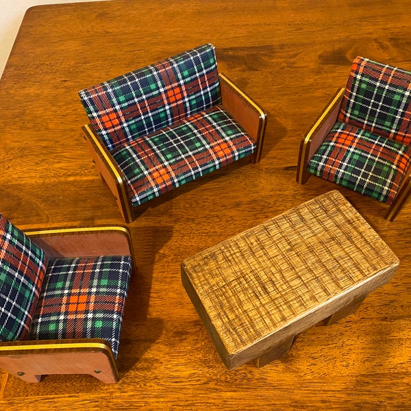 Handmade miniature furniture set (dollhouse) • one exists