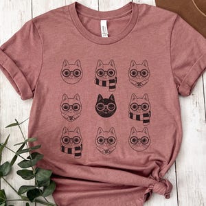 Camiseta de Potter Cats: Divertida ilustración de gato para amantes de los libros de fantasía y los gatos.