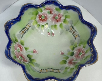 Nippon Japanese Bone China Scalloped Bowl | Vintage Hand Painted Oriental Bowl