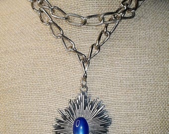 Large Mid Century Modern Pendant Necklace Blue Thermoset Lucite Atomic Modernist