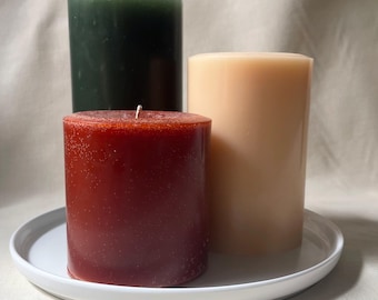 Juego de velas de la colección Desert – Velas cilíndricas de arcilla y salvia – Decoración neutra para el hogar – Estilo minimalista