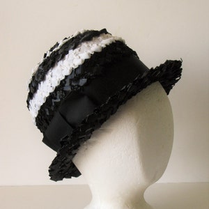 Vintage Black & White Summer Straw Hat image 3