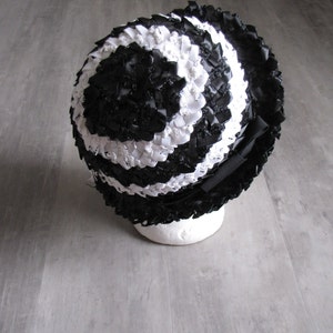 Vintage Black & White Summer Straw Hat image 2