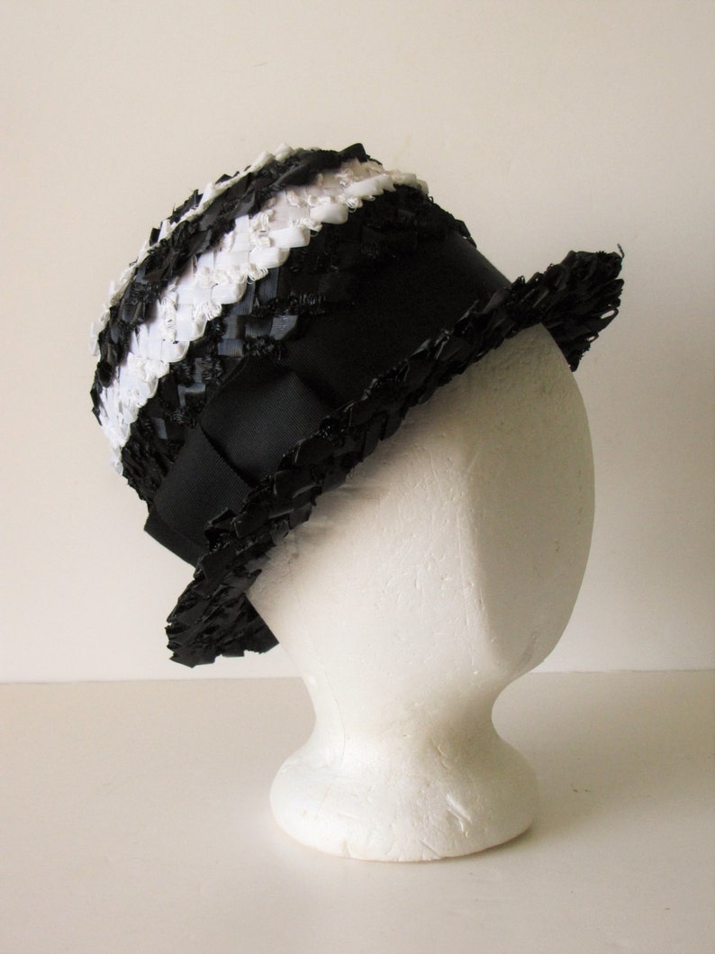 Vintage Black & White Summer Straw Hat image 3