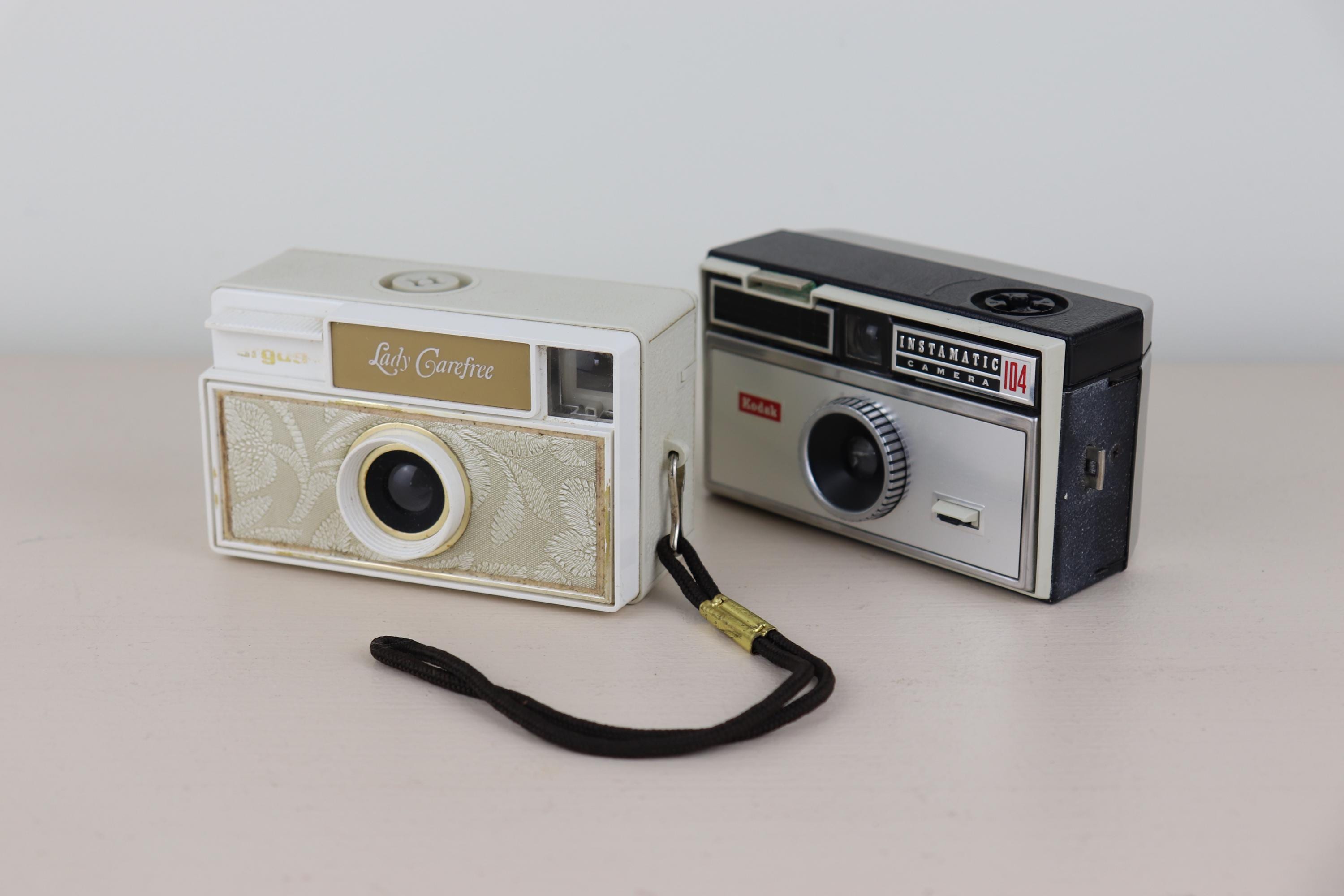 Tenue Kodak Instamatic 104 Color, années 1960, boîte d Tenue Kodak Instamatic 104 Color, années 1960, boîte d