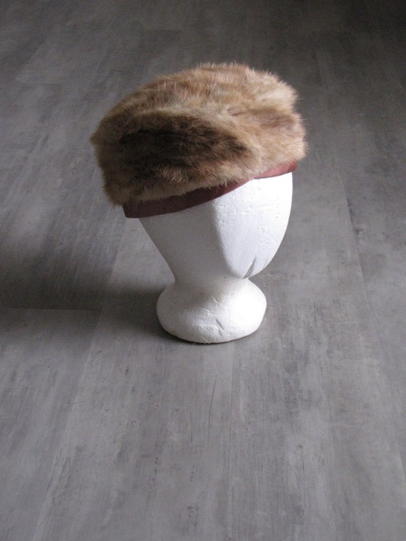 SALE Vintage Pill Box Fur Hat - image 1