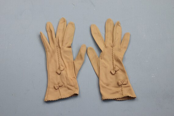 Vintage Women's Brown Short Cloth Gloves - image 2