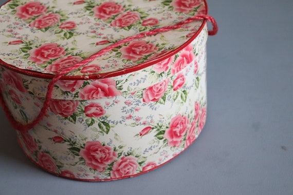Vintage 1930's Pink Rose Round Hat Box