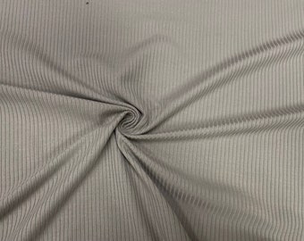 Tricot côtelé gris DBP 4 x 2 # 33, polyester et élasthanne brossé doublement extensible 190 g/m², 58 à 60 po. de large par mètre