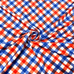 Patriotiskt ginghammönster med fjärde juli-motiv #737 Dubbelborstad polyester-spandex Stretchtyg för kläder 190 GSM 58"-60" brett, metervara