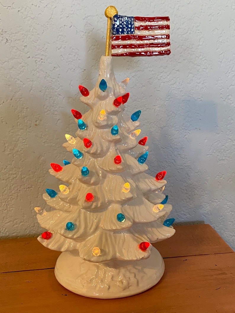 4th of July Holiday Tree ceramic image 1