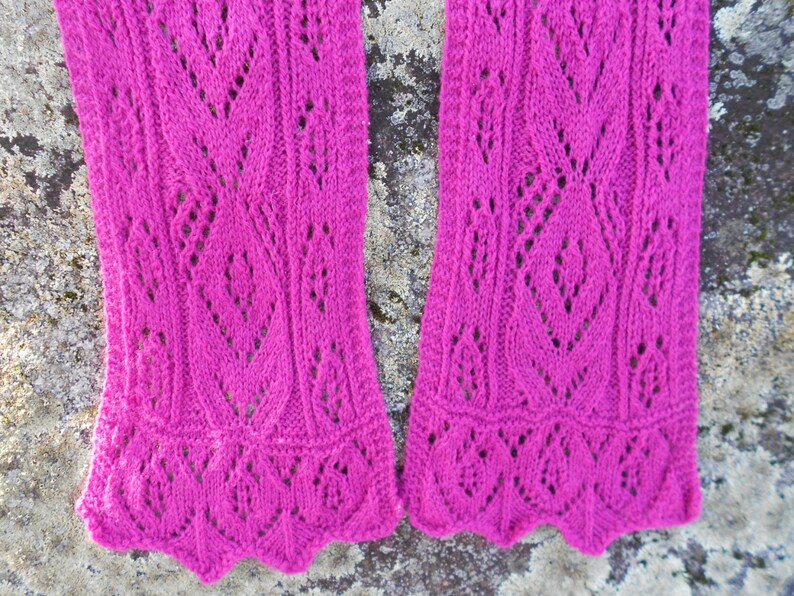 Penny's Peony Lace Scarf image 2