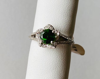 18k Green Tsavorite and Diamond flower cluster ring