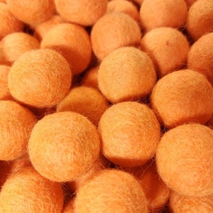 Wool Felt Balls, 2cm diameter, Tangerine Orange, hand made Felted Sheep&#39;s Wool