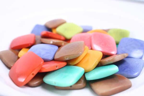 Tagua Beads, Vegetable Ivory, Eco-friendly Rainforest Beads, Sustainable & Organic Palm Ivory, 20mm square beads, random mix of 5 beads