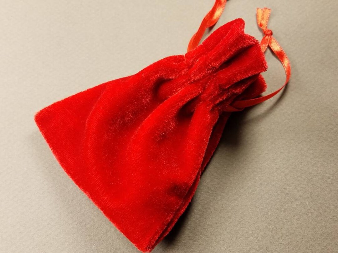 5 Mini Red Velvet Gift Bags, Drawstring Velvet Jewelry Bag, Storage