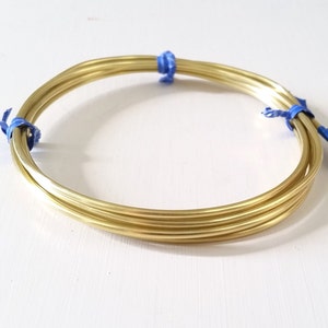 16ga yellow brass wire - Dead Soft - round wire - 10 feet of wire, nice yellow color wire
