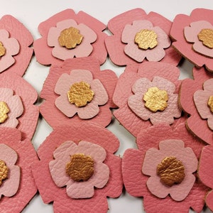 Recycling-Lederblumen, handbemalt ca 2 &quot;Durchmesser für Verzierungen, Haarschmuck, Karten, Scrapbook, Geldbörse usw