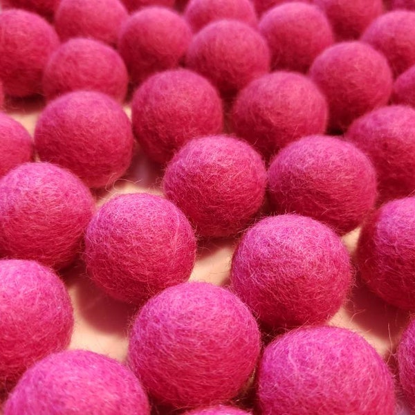 Wool Felt Balls, 2cm diameter, Fuscia Pink, hand made Felted Sheep's Wool