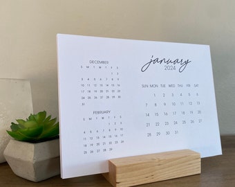 Printable 2024 desk calendar, 5x7 Horizontal, previous and next month