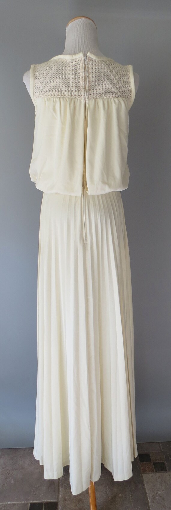 70s Wedding Dress Crochet Cream Maxi - image 7