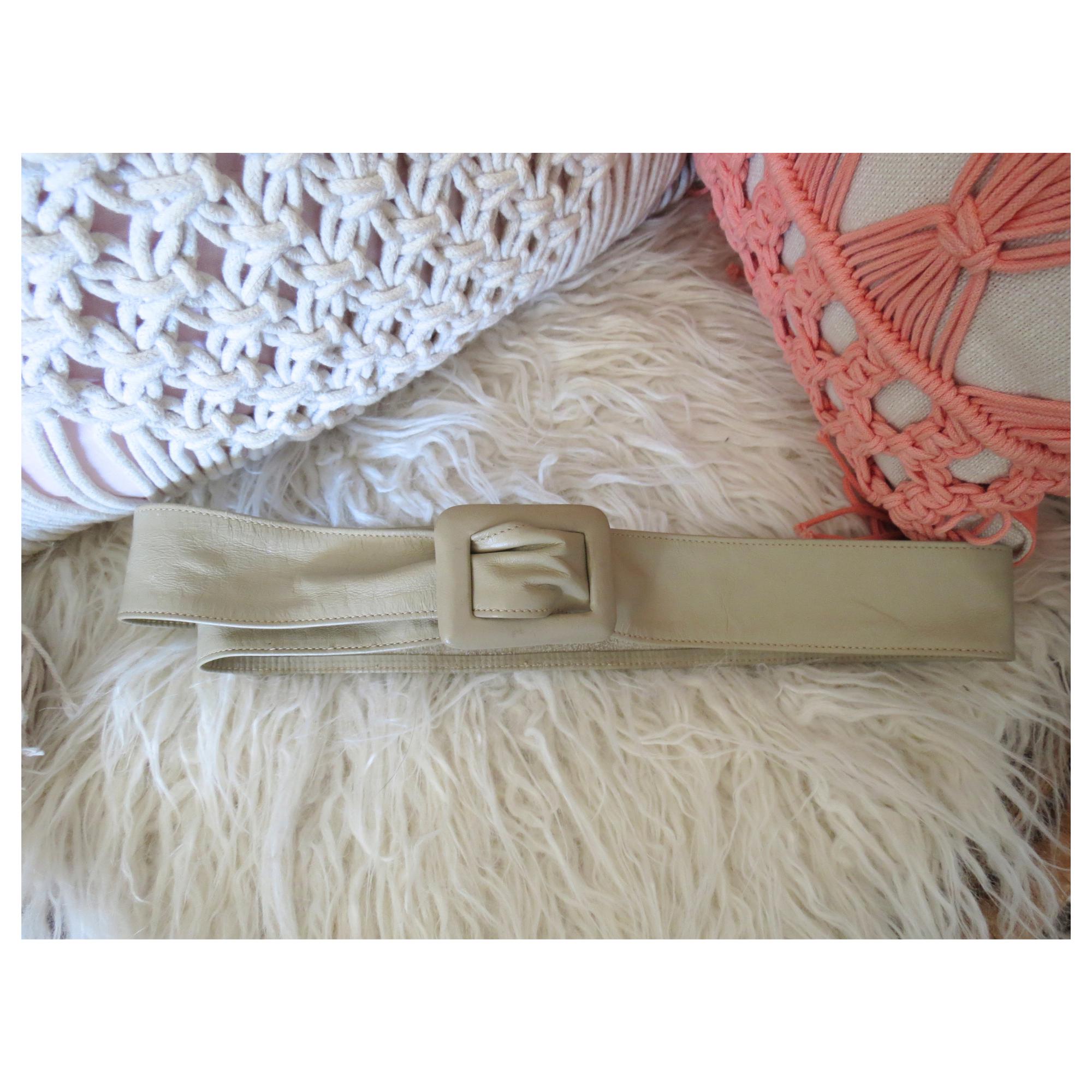 80s Stretch Cinch Waist Belt Shell Gold Tone Enamel Buckle Ivory Size One Size Ivory Women main image 2