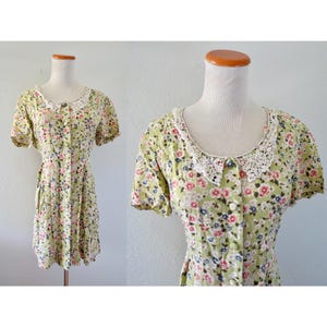 Vintage 90s Floral Mini Dress - Babydoll Button Up Flower Print Rayon Short Sundress - Size Medium