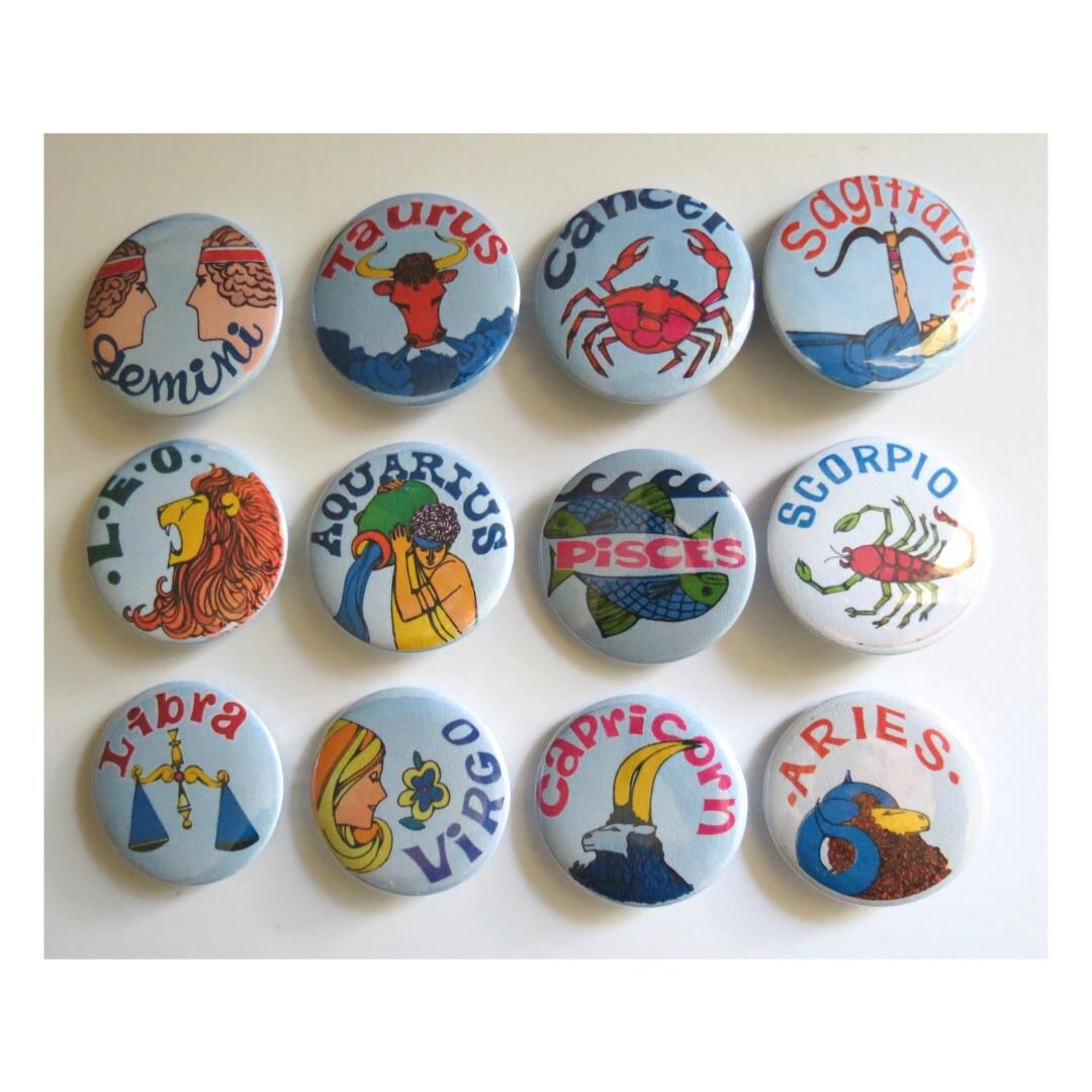 Zodiac Pinback Buttons - Vintage Retro Astrology Horoscope Pins - Etsy