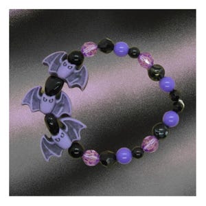 Halloween Bracelet - Bats with Purple & Black Beads - Goth Beaded Stretch Bracelet