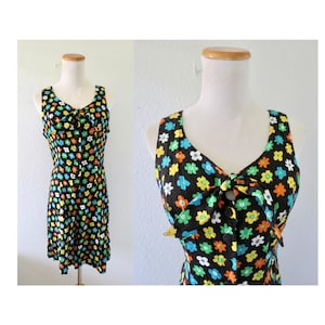 Vintage Women&#39;s Floral Print Romper - 90s Rayon Flower Power Groovy Playsuit Dress Shorts Outfit - Size Medium