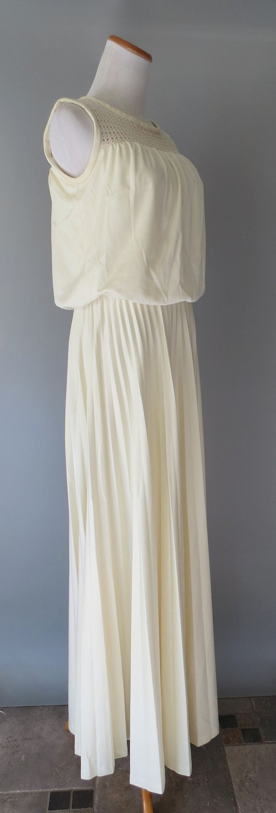 70s Wedding Dress Crochet Cream Maxi - image 6