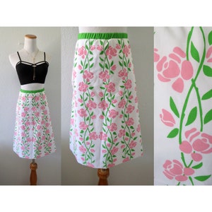Vintage Floral Skirt - 60s 70s High Waisted Mini Skirt - Novelty Flower Print Spring Summer - Size Medium