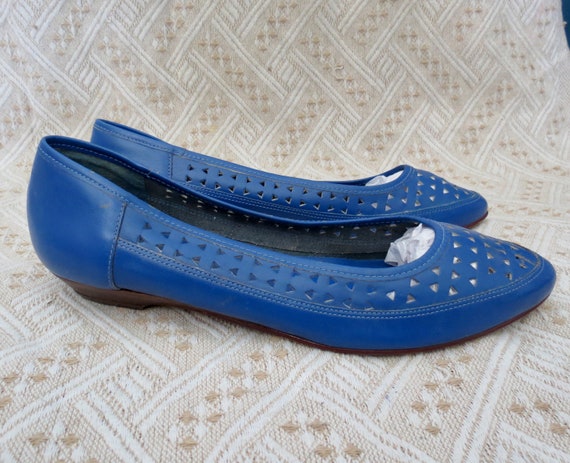 Vintage Blue Leather Flats - 80s Colorful Pointed… - image 4