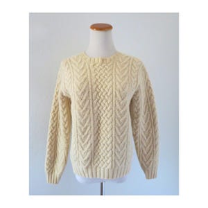 Vintage 70s Cream Wool Cable Knit Sweater - Women’s Fisherman Pullover - Chunky Knit - Size Medium