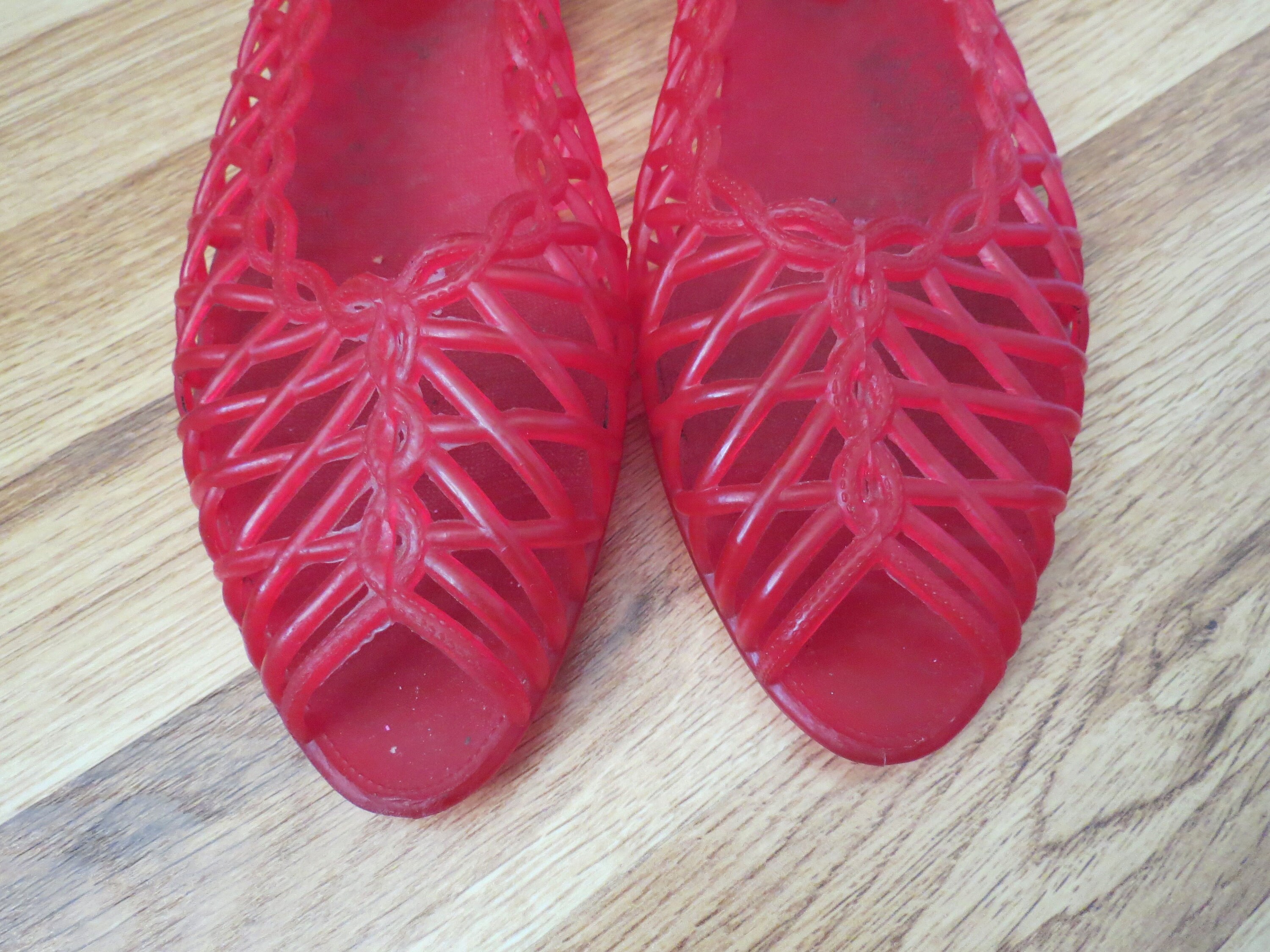 Red Jellies Shoes / Jelly Sandals / 80�s Jellies / Size 9