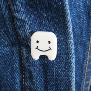 Tooth Pin Cute Molar Teeth Lapel Pin