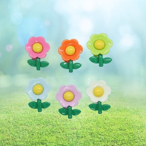 Flower Hair Clip - Daisy Barrette - Daisies Flowers Cute Kawaii Spring Summer Floral Accessory