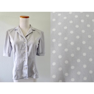 Vintage Women&#39;s Polka Dot Print Blouse - Gray & White Dotted Button Up Short Sleeve Top - Office Work Clothing - Size Small