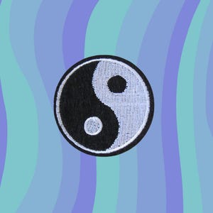 Yin Yang Patch - Retro 70s Patches - 1970s Vintage Hippie Style Iron On - Crafting Projects Denim Jacket Hats Backpacks