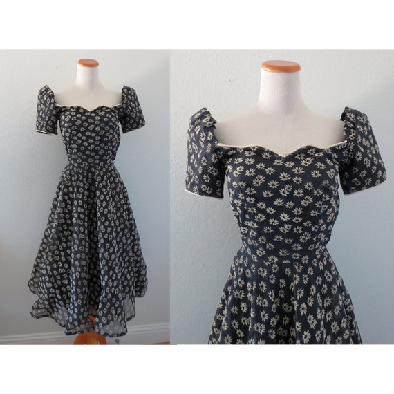 50s Floral Dress Full Skirt 1950s Dress