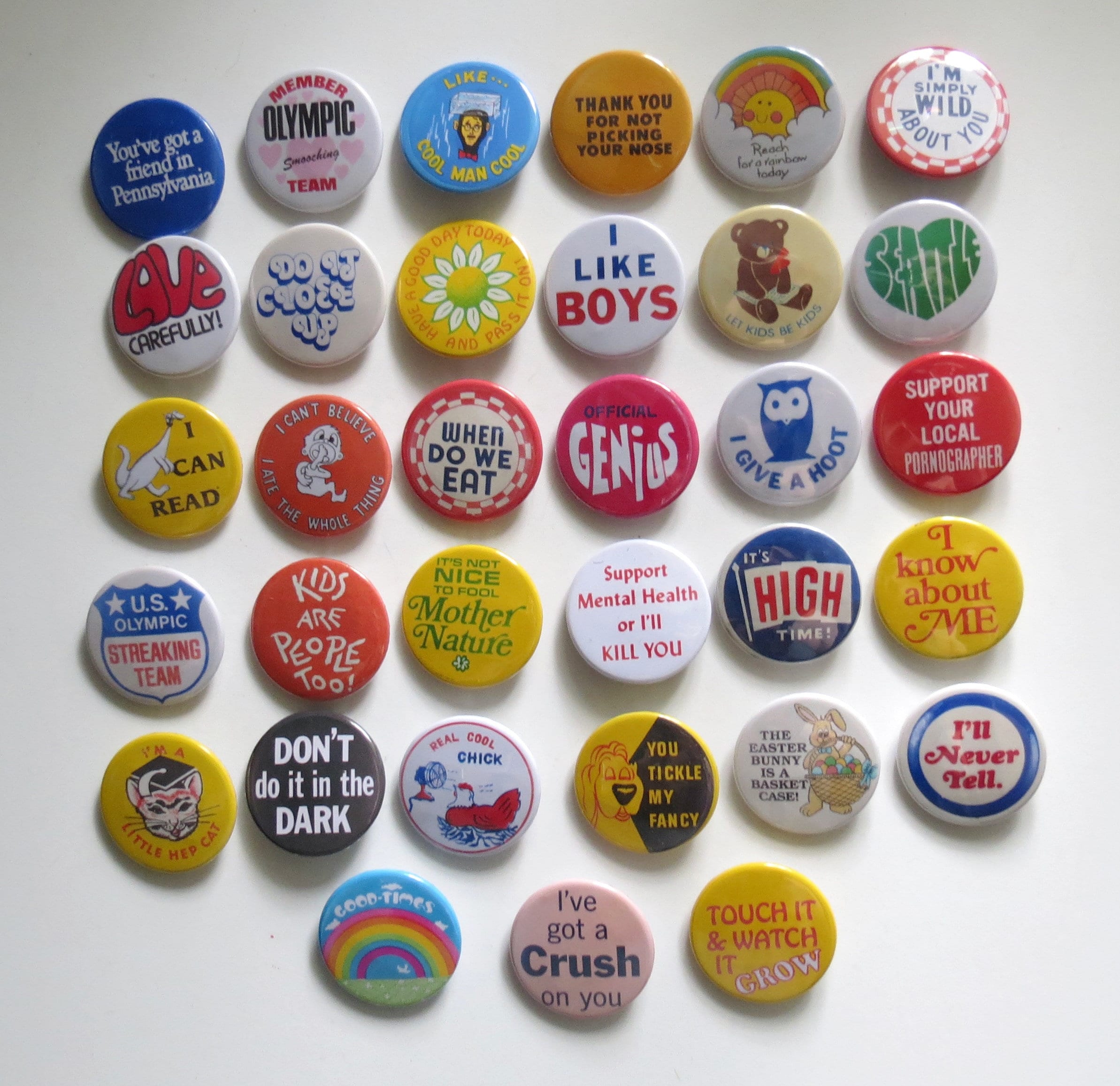 Vintage Style Pinback Buttons - 60s 70s 80s Novelty Pins