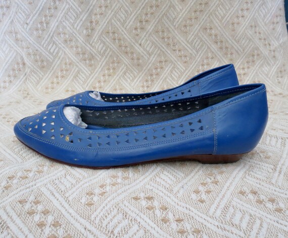 Vintage Blue Leather Flats - 80s Colorful Pointed… - image 6