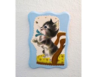 Vintage Cat Wall Hanging - Retro Inspired Kitten Wood Plaque